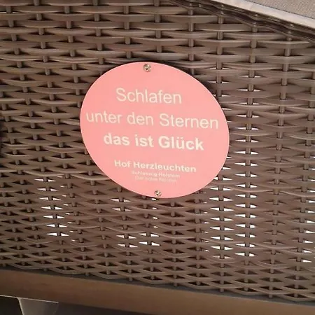 Apartament Schlafstrandkorb Auf Dem Hof Herzleuchten *